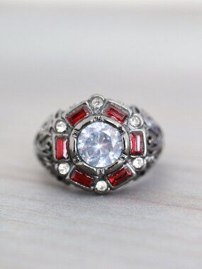 Mens Ring 2-Tone Black/Red CZ Vintage Style Fashion Ring